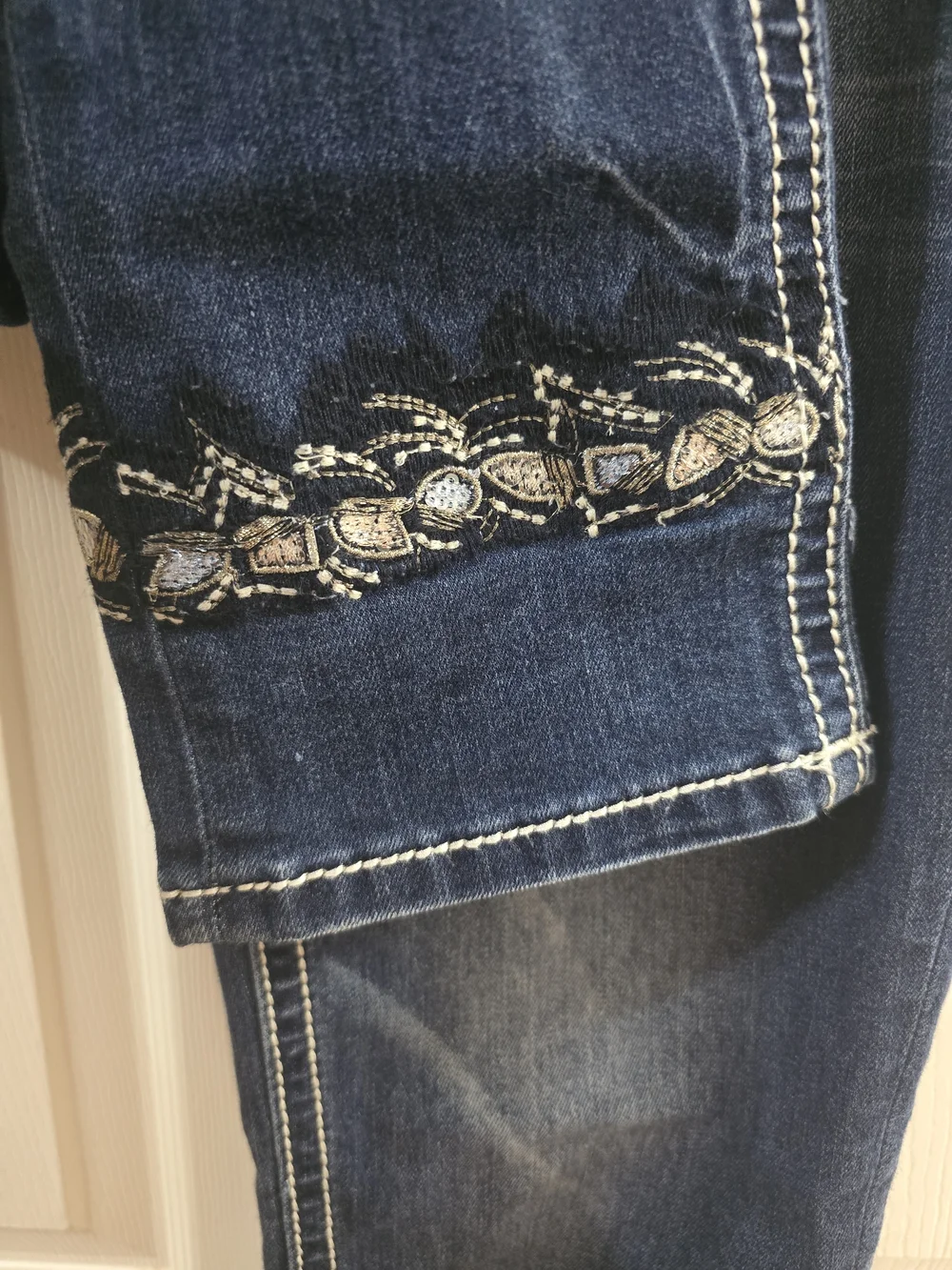 Miss Me Dark Wash Embellished Women's Jeans - 29 - Picture 5 of 5